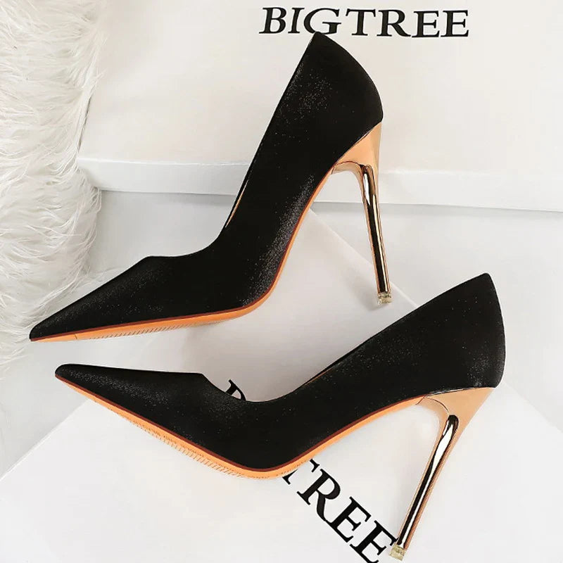 Scarpin Salto Alto Especial Modelo MICHELLE